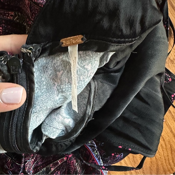 Free People satin Jumpsuit size 8 - Picture 4 of 4